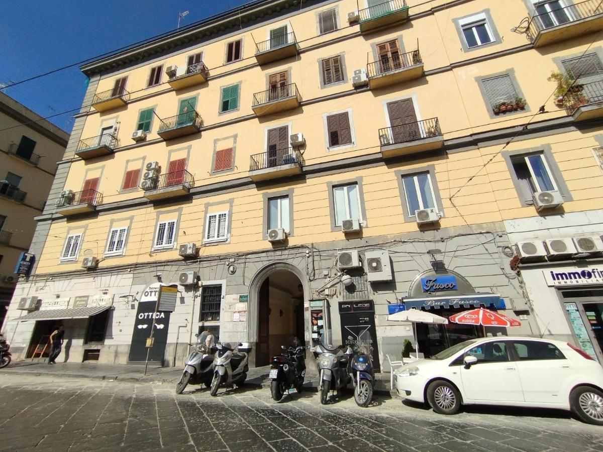 Casa Merisi Al Centro Storico Di Napoli Екстериор снимка
